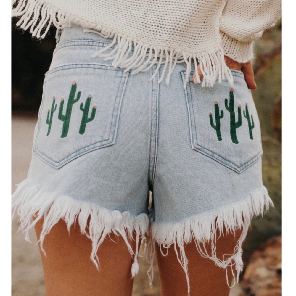 Show Me Your Mumu Wyoming Cactus High Waist Shorts SZ 31 Western Rodeo Festival